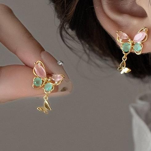 Flying Together~Sweet Colored Zirconia Butterfly Earrings for Girls in Summer, Small Design, High End Ear Accessories