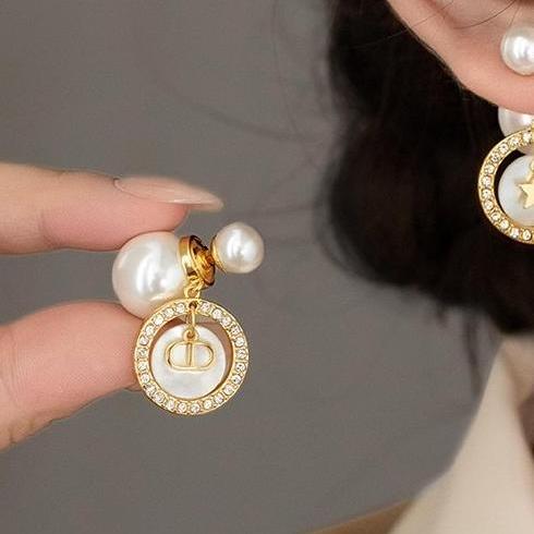 French elegant temperament, front and back mother of pearl earrings for women, exquisite zircon inlay, light luxury, fashionable and socialite style earrings