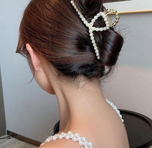 Full Diamond Pearl Metal Hair Clip for Female Korean Ins, Back of Head Grip, Large Shark Clip, Minimalist Internet Celebrity Hairpiece