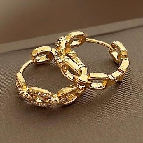 Light luxury and high-end chain earrings with ear loops and buckles, 2024 new trendy summer diamond studded earrings for women, Korean style internet famous and popular earrings