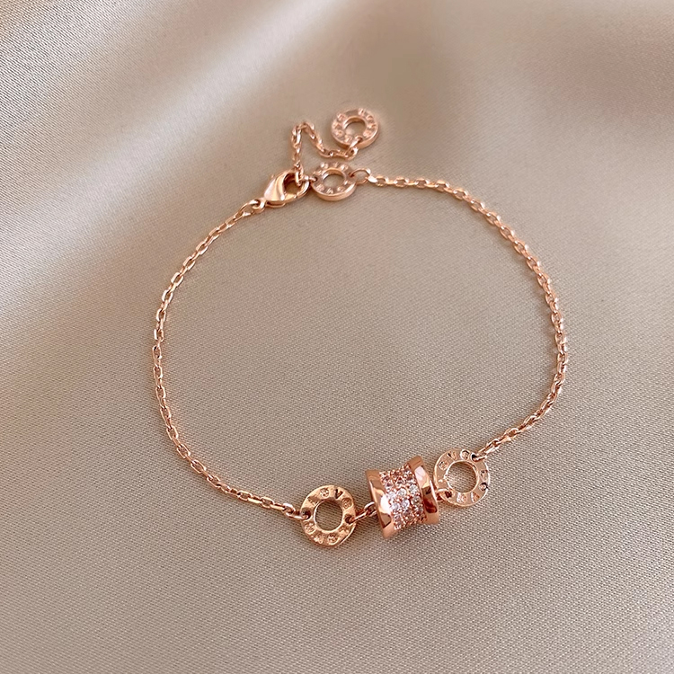 Light luxury temperament, simple style, small waist bracelet, women's niche design, fashionable rose gold, personalized and exquisite best friend bracelet