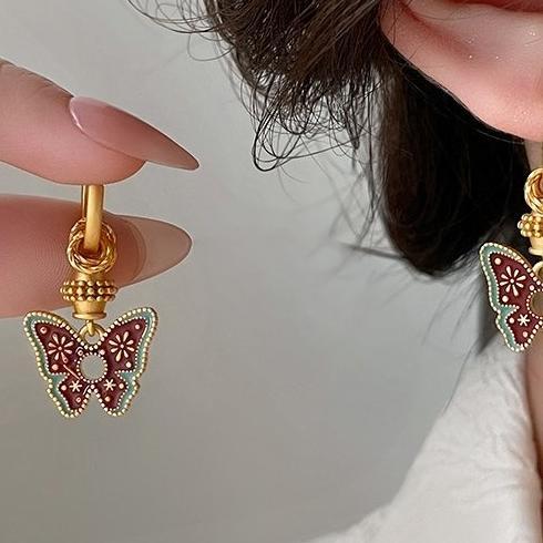 New Chinese style butterfly earrings for women in 2024, popular new style, high-end, light luxury, niche, unique retro earrings