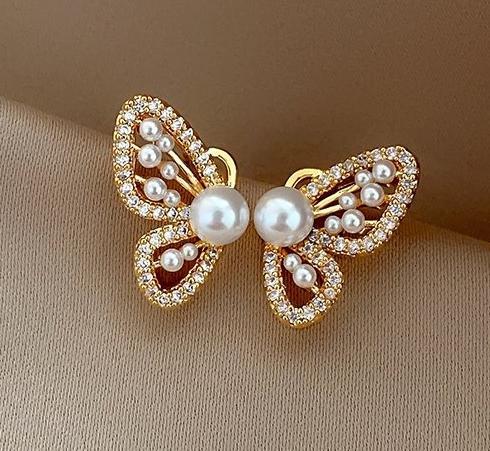 Pearl embellishment~Super sparkling zircon butterfly earrings for women, light luxury, niche design, fashionable earrings, internet famous ear accessories