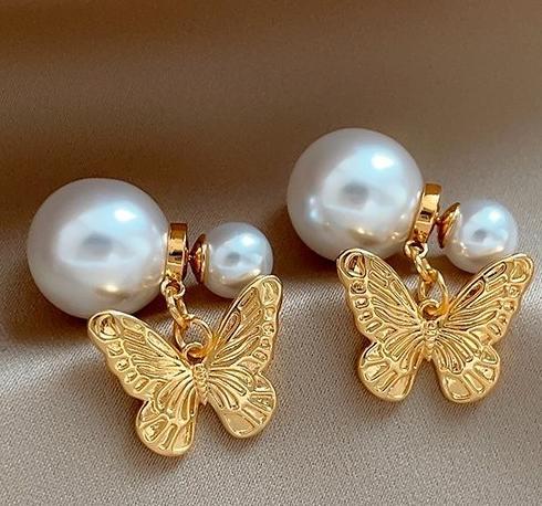 Super fairy temperament double-sided pearl metal butterfly earrings for women summer 2024 new popular elegant earrings fashionable earrings