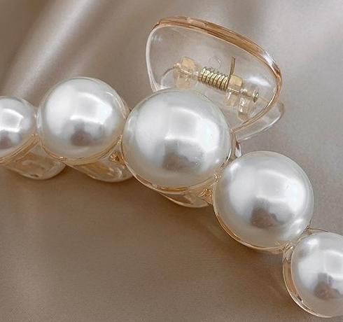 Temperament, large pearl hair clip, women's back of the head, grab clip, internet famous shark clip, high-end clip, headband, straight clip hair accessory