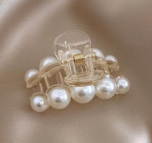 Temperament, large pearl hair clip, women's back of the head, grab clip, internet famous shark clip, high-end clip, headband, straight clip hair accessory