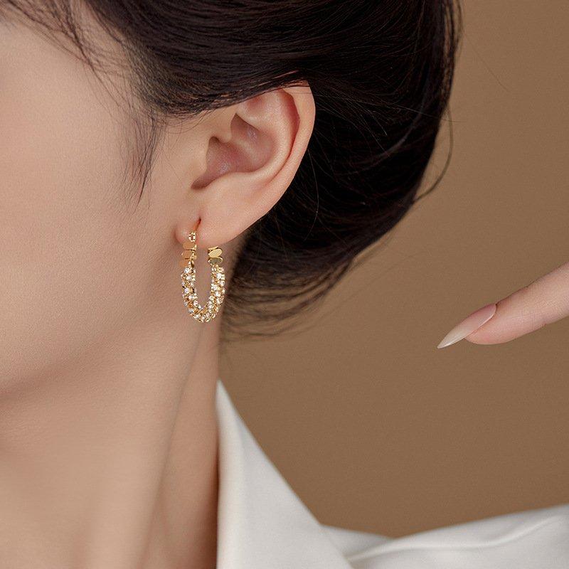 2024 New Crushed Silver Full Diamond Zircon U-shaped Ear Buckle Fashionable and Atmospheric Super Flash Earrings Simple and Versatile Women's Earrings