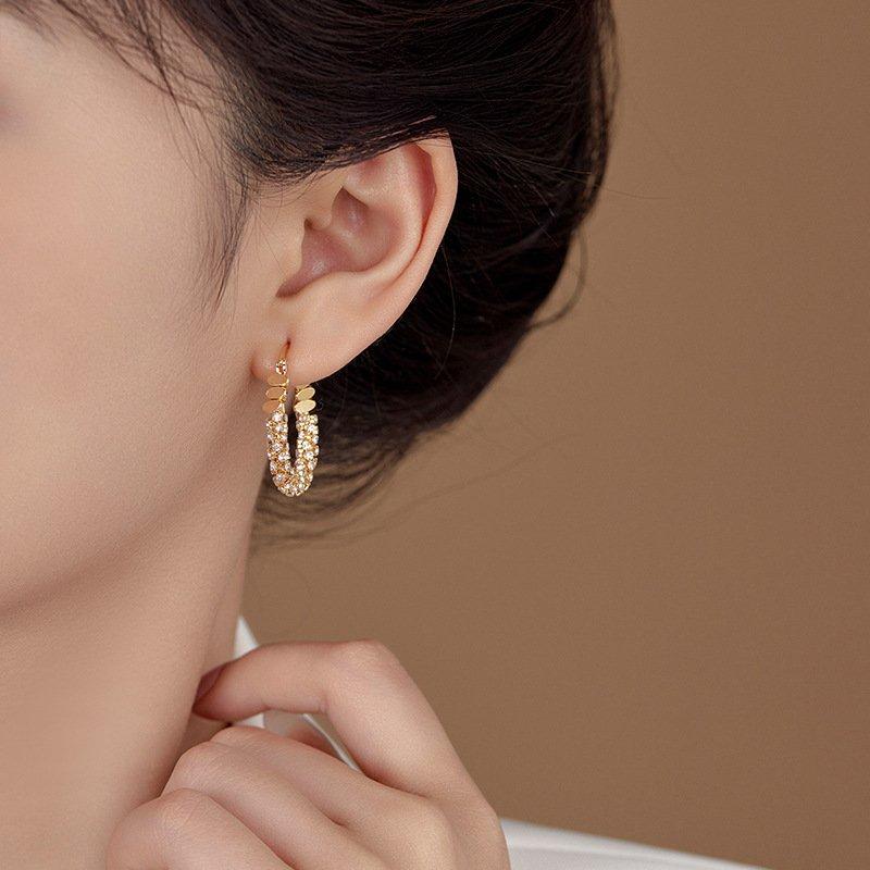 2024 New Crushed Silver Full Diamond Zircon U-shaped Ear Buckle Fashionable and Atmospheric Super Flash Earrings Simple and Versatile Women's Earrings