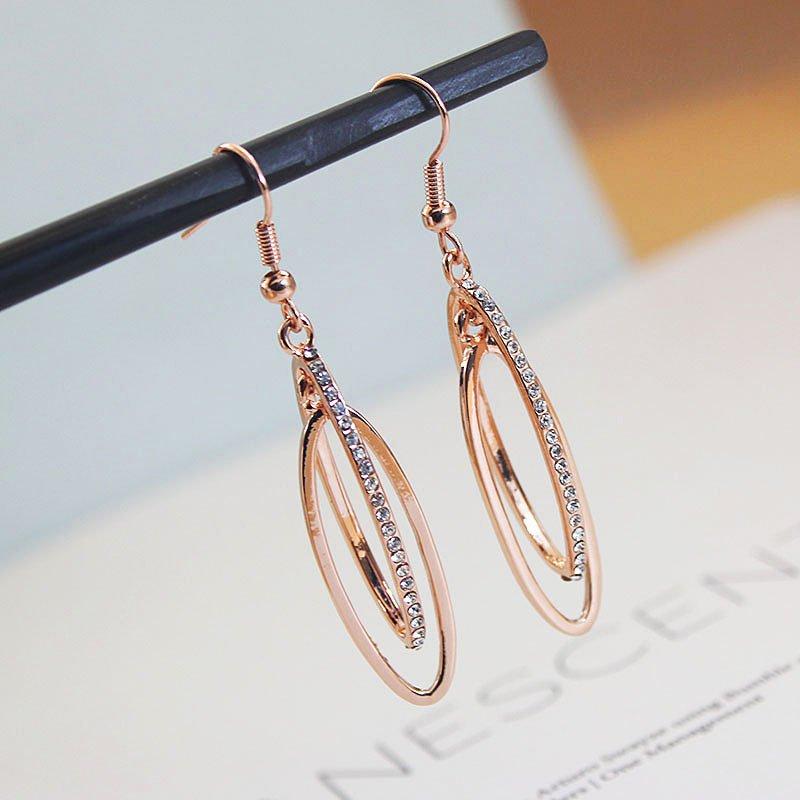 Bila European and American sexy personality earrings, women's long style, temperament circle earrings, Korean version, internet famous rhinestone trendy earrings