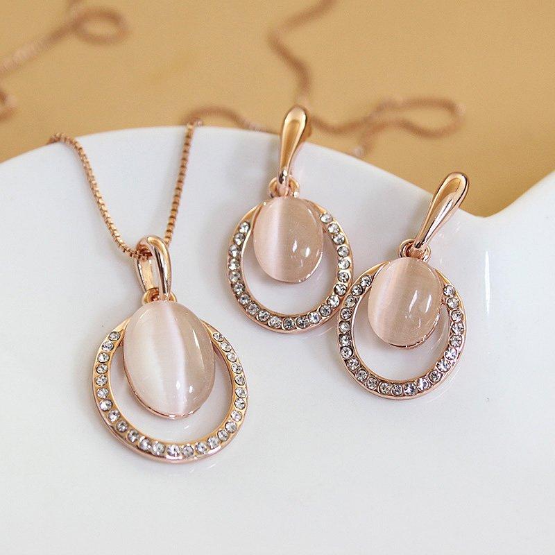 Bira geometric oval rhinestone necklace, feminine accessory, rose gold fashion earrings, collarbone chain, trendy