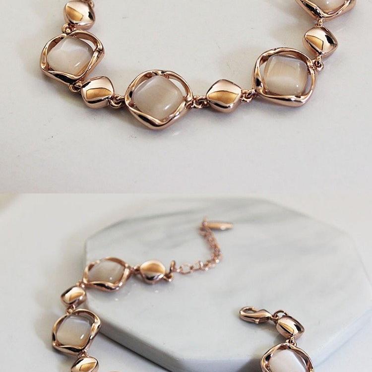 Bracelet Ins niche design female student rose gold cat eye stone bracelet European and American geometric diamond bracelet