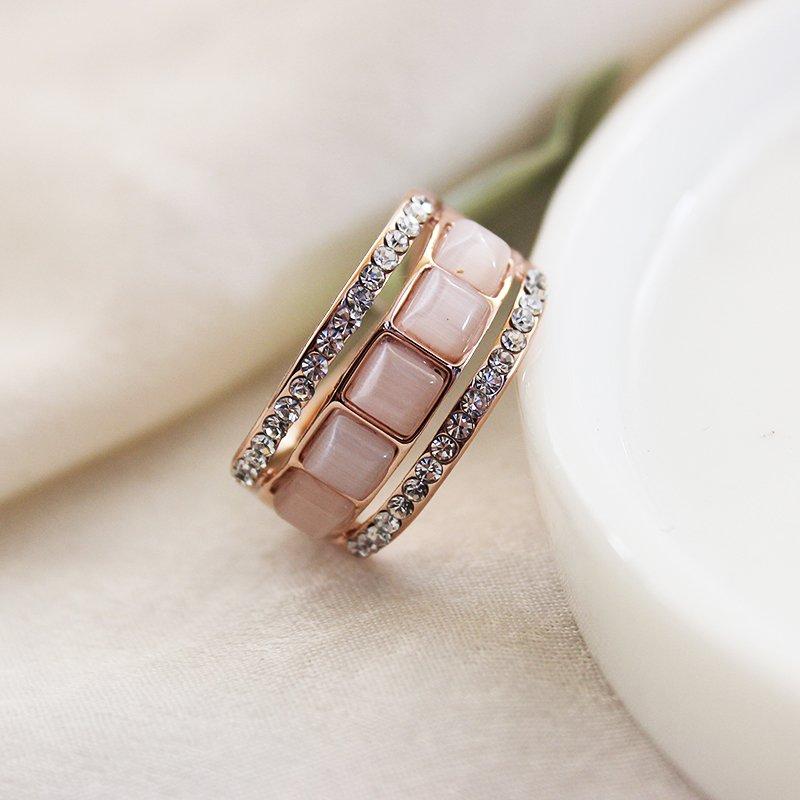 Cat's Eye Stone Ring Rose Gold Water Diamond Food Ring Female Original Niche Ins Ring Middle Finger Ring