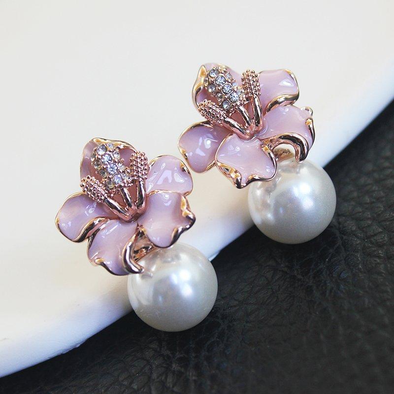 European and American style exaggerated large earrings, new fashion, light luxury flower pearl earrings, female personality and temperament earrings