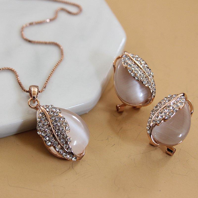 High end sparkling rhinestone leaf earring necklace set for women, rose gold anti allergic earrings, collarbone chain, trendy