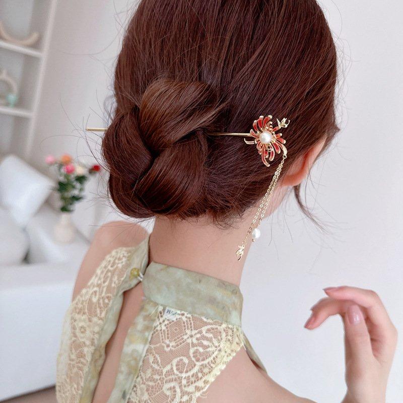 High grade China-Chic Oil dripping Chrysanthemum Hairpin Antique Clothing with Gold plated Natural Pearl Tassel Headwear Hairpin