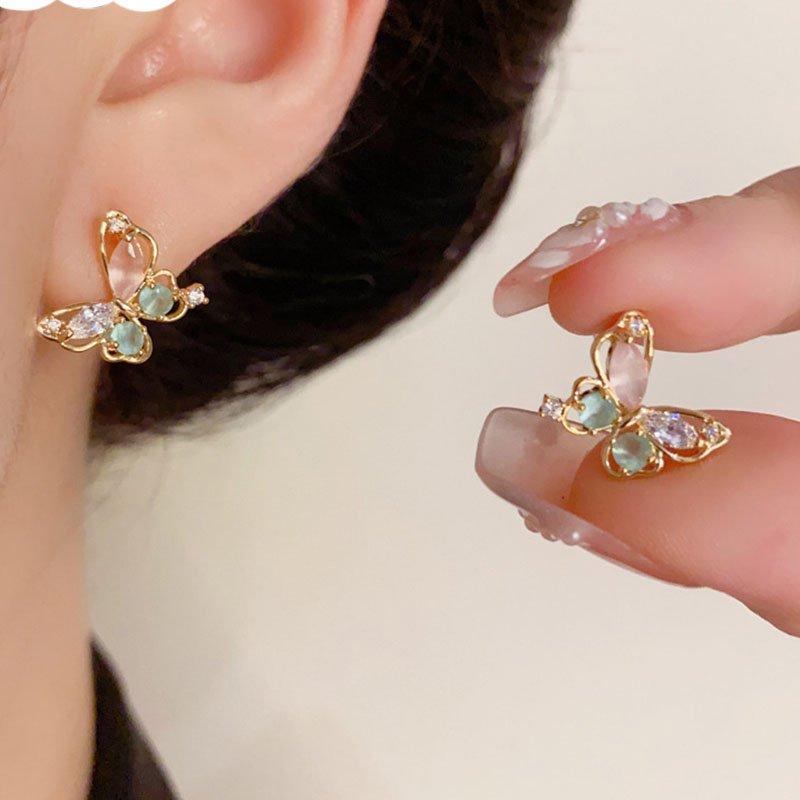 Japanese and Korean fashion exquisite colorful butterfly earrings small, fresh, sweet, simple and versatile s925 silver stud post anti allergy earrings