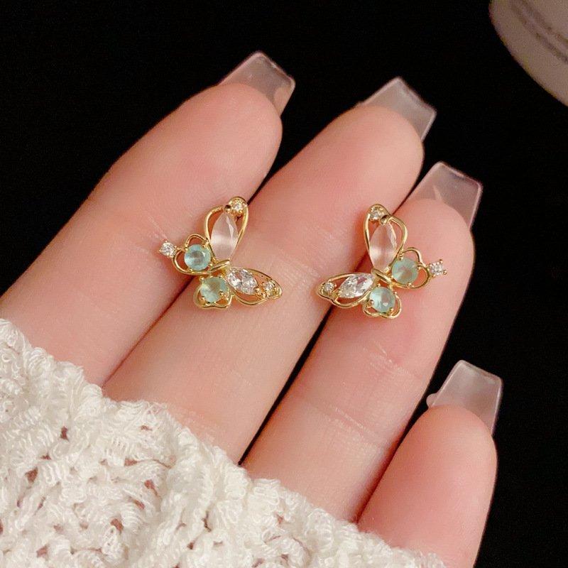 Japanese and Korean fashion exquisite colorful butterfly earrings small, fresh, sweet, simple and versatile s925 silver stud post anti allergy earrings