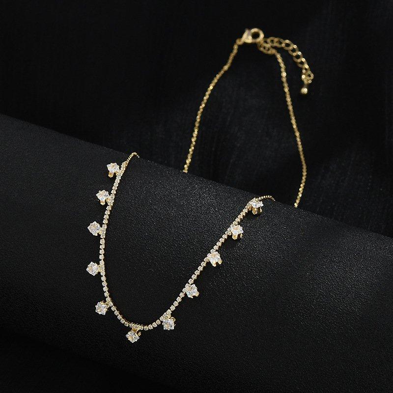 Japanese and Korean style micro inlaid diamond super sparkling necklace, fashionable temperament, exquisite rhinestone collarbone chain, women's light luxury niche accessories