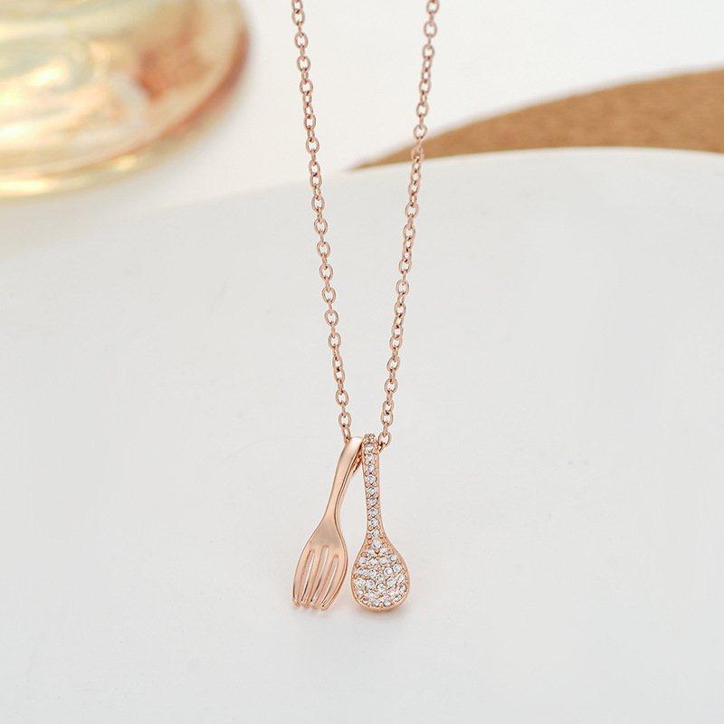 Korean fashion new micro inlaid zircon spoon, fork necklace, female niche design, cute tableware, collarbone chain, necklace accessory