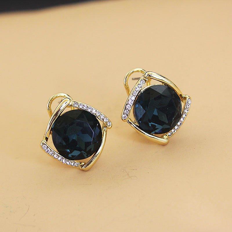 New high-end crystal earrings from Europe and America, versatile and feminine. Sapphire earrings, super fairy rhinestone earrings, trendy