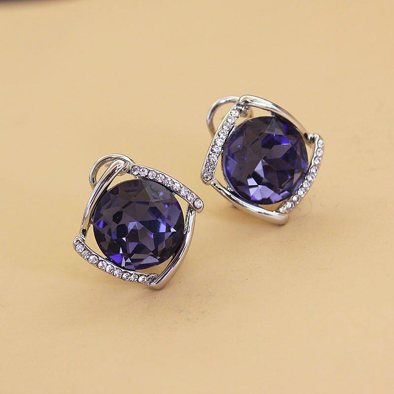 New high-end crystal earrings from Europe and America, versatile and feminine. Sapphire earrings, super fairy rhinestone earrings, trendy