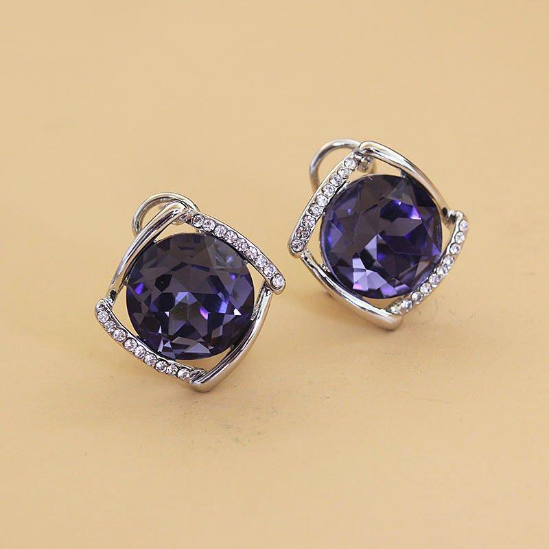 New high-end crystal earrings from Europe and America, versatile and feminine. Sapphire earrings, super fairy rhinestone earrings, trendy