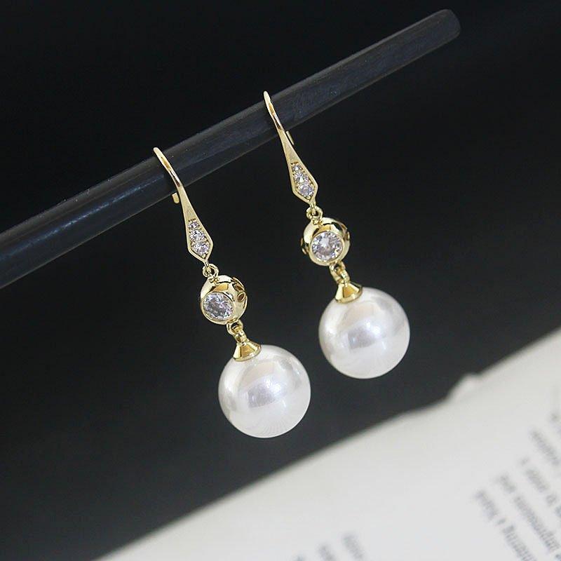 Pearl earrings 2023 new long vintage high-end temperament crystal earrings for women delicate and versatile hook earrings