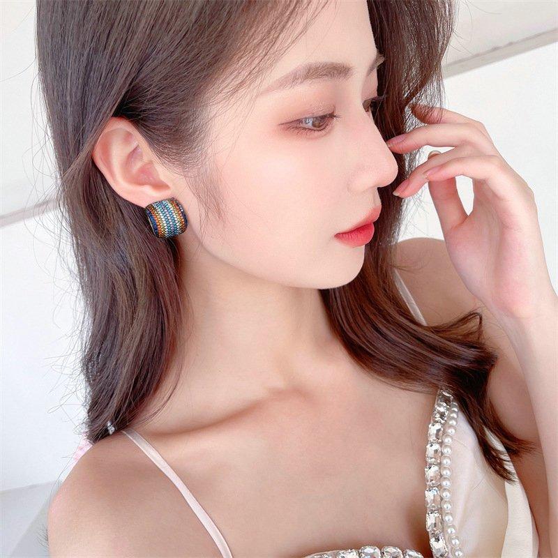 Retro colored earrings s925 silver stud post French niche fashion earrings for women, light luxury high-end feeling, buckle anti loss earrings