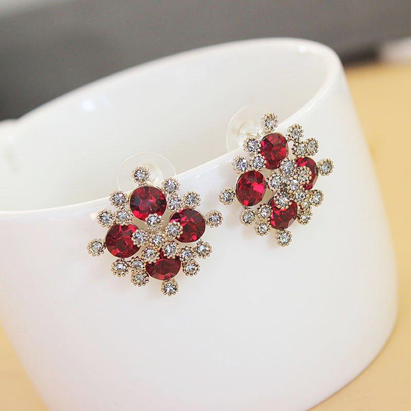 Sparkling rhinestones, large earrings, Japanese and Korean new autumn and winter red crystal earrings, women's internet famous 925 sterling silver stud post earrings, trendy