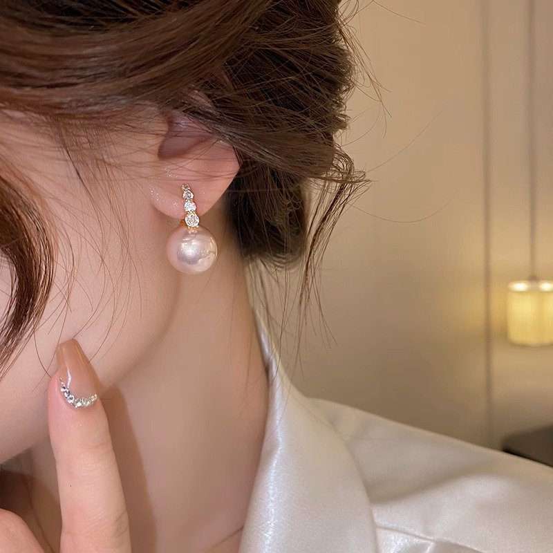 2024 New Popular Pink Pearl Earrings for Women, Unique and High End, Light Luxury French Earrings, Elegant Earrings