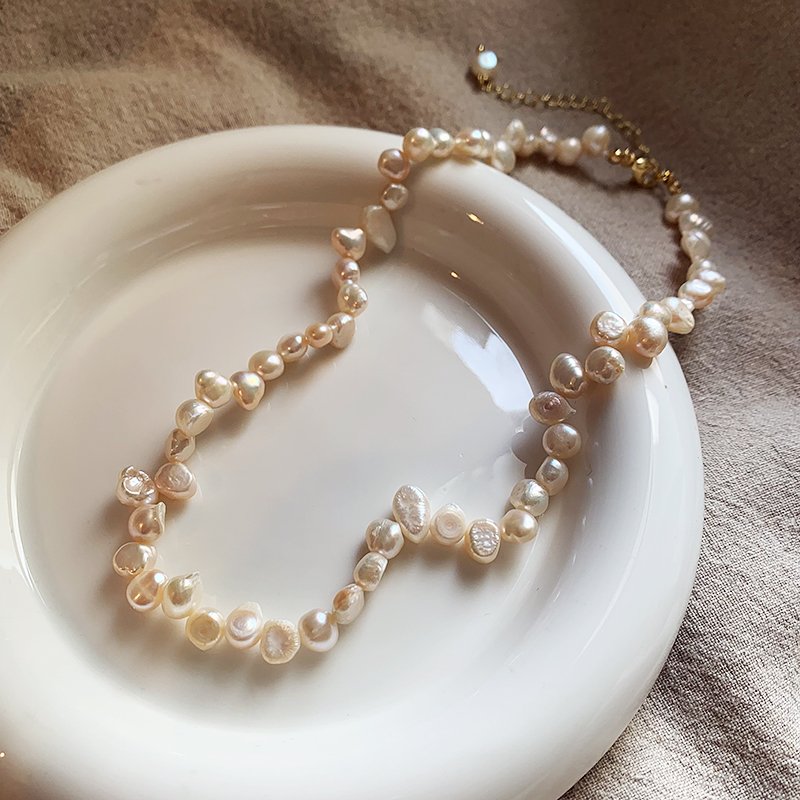 Baroque irregular pearl necklace for women 2024 new item, light luxury niche necklace, collarbone chain accessory