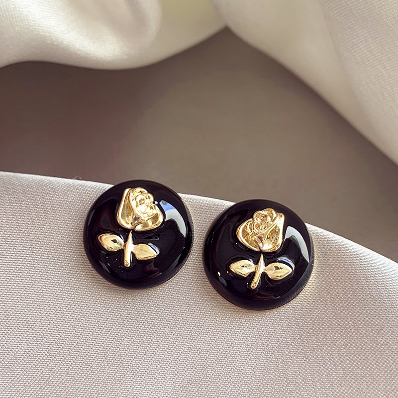 Black gold rose earrings for women, 2024 new popular style, elegant earrings, light luxury and high-end ear accessories