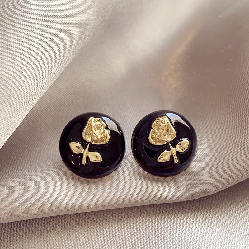 Black gold rose earrings for women, 2024 new popular style, elegant earrings, light luxury and high-end ear accessories