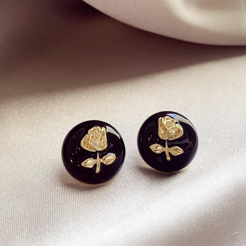 Black gold rose earrings for women, 2024 new popular style, elegant earrings, light luxury and high-end ear accessories