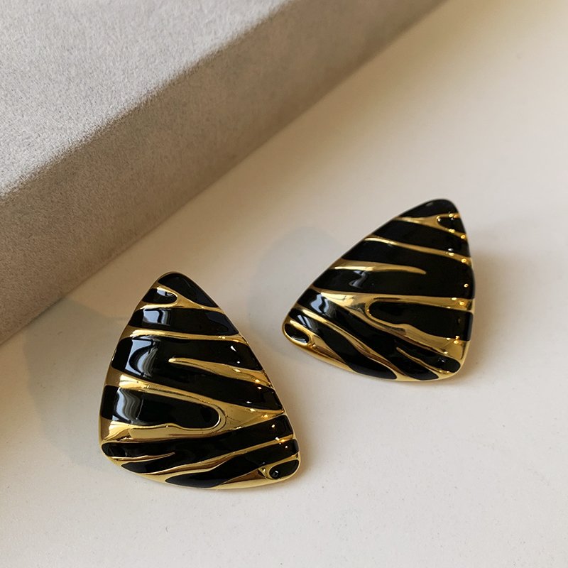 Black gold zebra print retro earrings for women, luxurious and high-end, exaggerated large earrings, 2024 new popular unique earrings