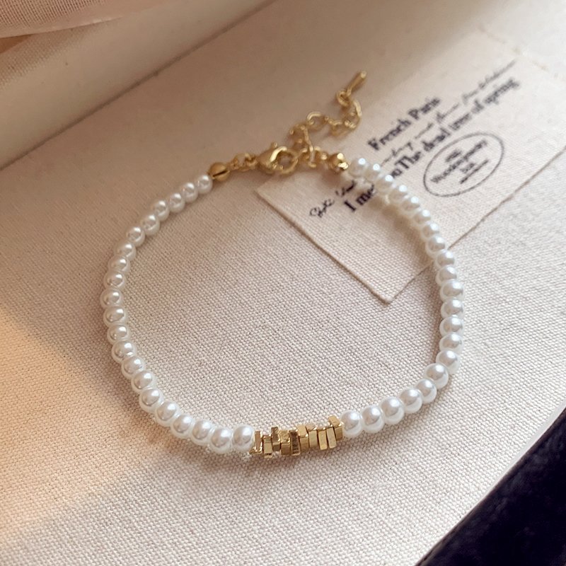 Broken silver natural pearl bracelet for women, light luxury, niche and exquisite bracelet, 2024 new popular item, layered jewelry