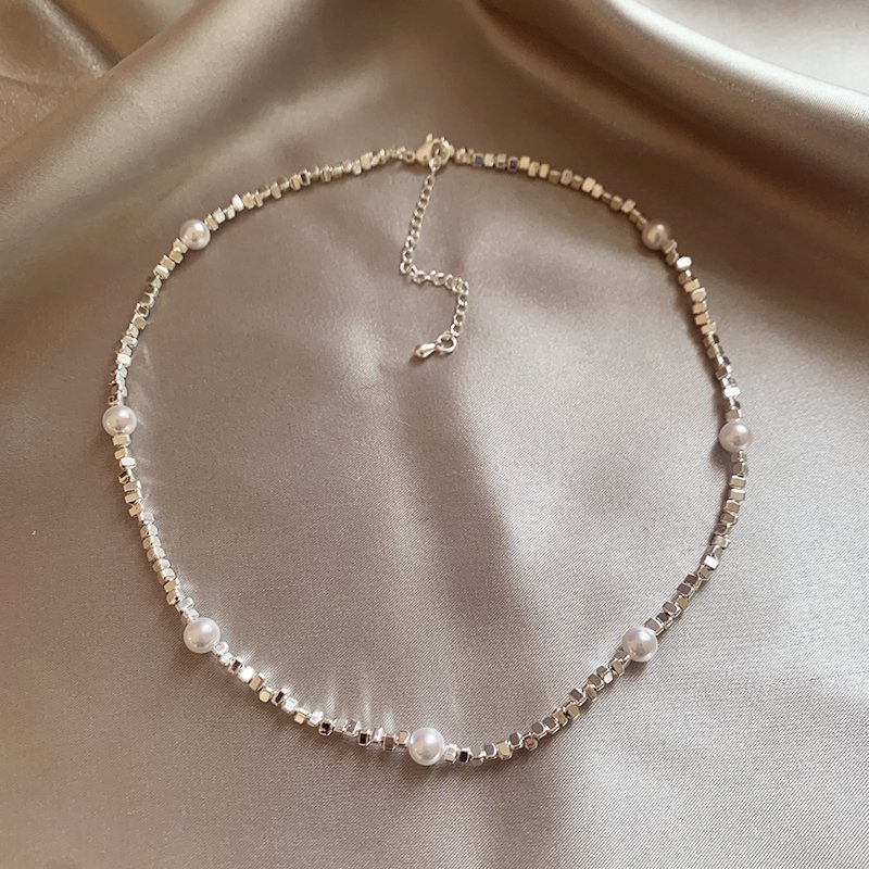 Broken silver pearl necklace for women, light luxury, niche high-end, collarbone chain, 2024 new popular necklace