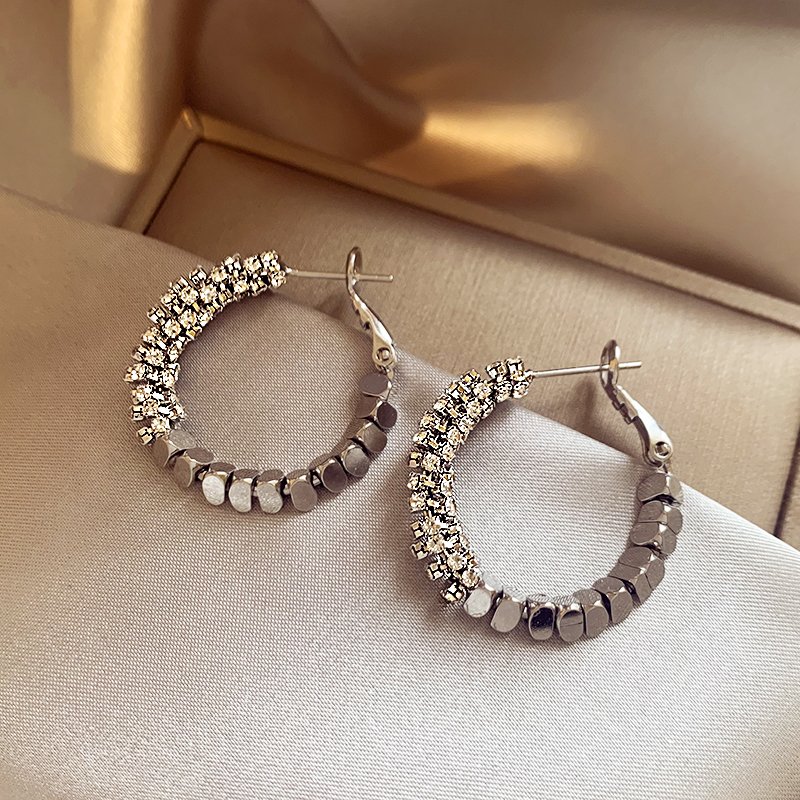 Unique Broken Silver and Gold Circle Earrings | High-End Summer 2025 Trend | Luxe & Niche Design