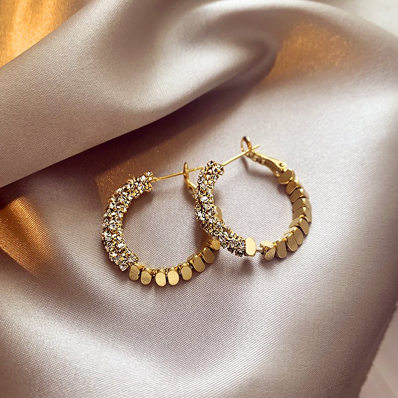 Unique Broken Silver and Gold Circle Earrings | High-End Summer 2025 Trend | Luxe & Niche Design