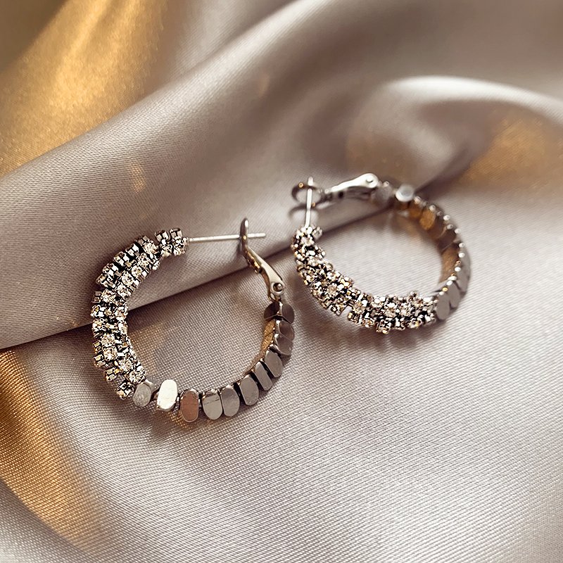 Unique Broken Silver and Gold Circle Earrings | High-End Summer 2025 Trend | Luxe & Niche Design