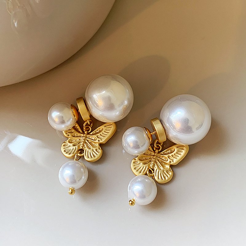 Butterfly double-sided pearl earrings, women's light luxury high-end earrings, 2024 new explosive style, niche and unique earrings