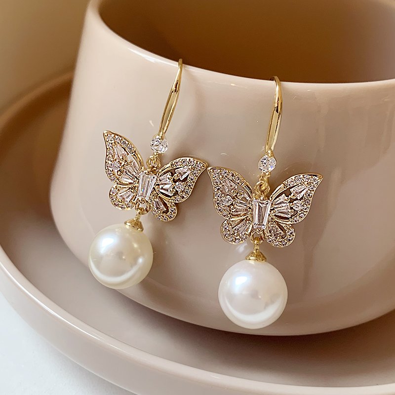 Butterfly pearl tassel earrings, women's light luxury high-end earrings, 2024 new explosive style earrings, summer earrings