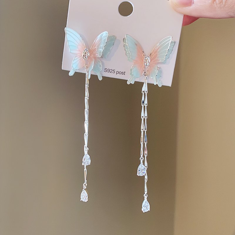 Butterfly tassel earrings, women's light luxury high-end earrings, 2024 new popular item, niche unique earrings, summer earrings