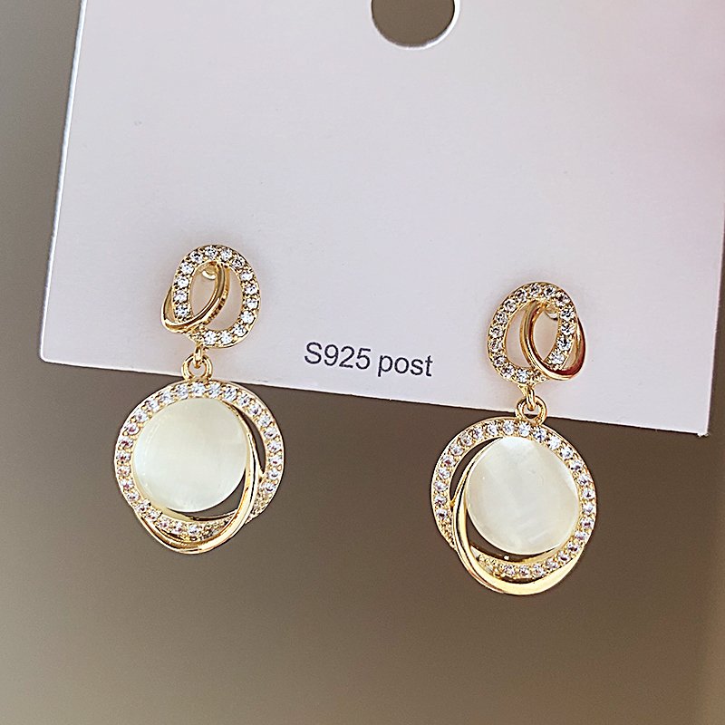 Cat's Eye Stone Earrings, Women's Light Luxury High End Earrings, 2024 New Explosive s925 Pure Silver stud post, Unique Earrings