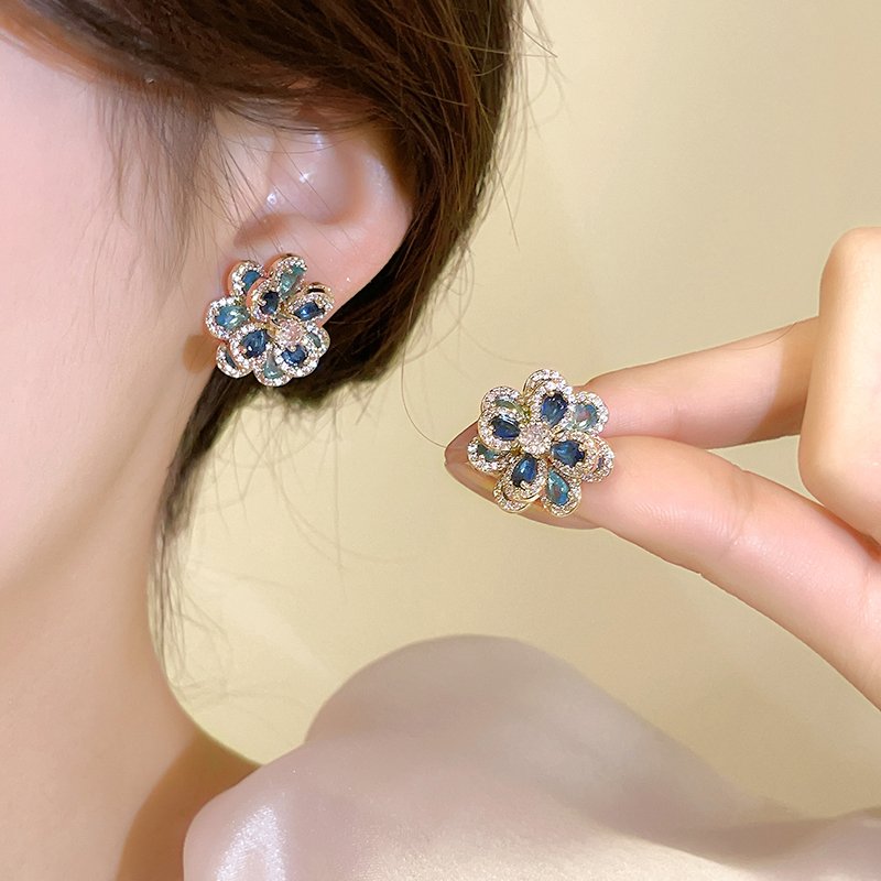 Colorful diamond petal earrings for women, 925 pure silver stud post, light luxury and high-end temperament earrings, 2024 new popular ear accessories