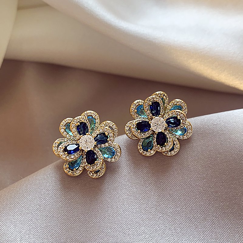 Colorful diamond petal earrings for women, 925 pure silver stud post, light luxury and high-end temperament earrings, 2024 new popular ear accessories