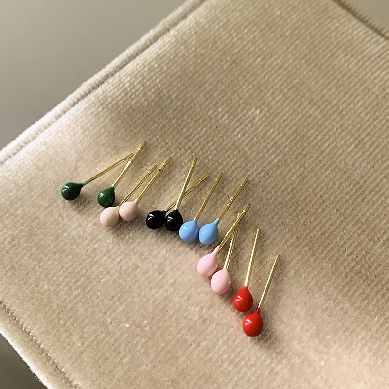 Colorful little bean earrings for women with niche design, high-end earrings, 2024 new popular style, temperament earrings