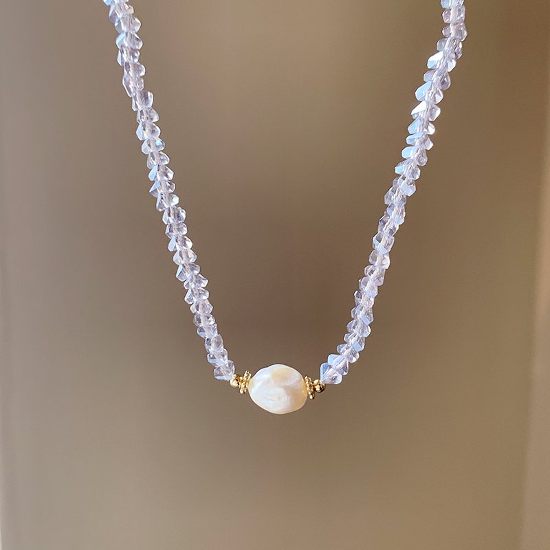 Crystal natural pearl necklace for women, light luxury niche collarbone chain, 2024 new popular high-end necklace accessory