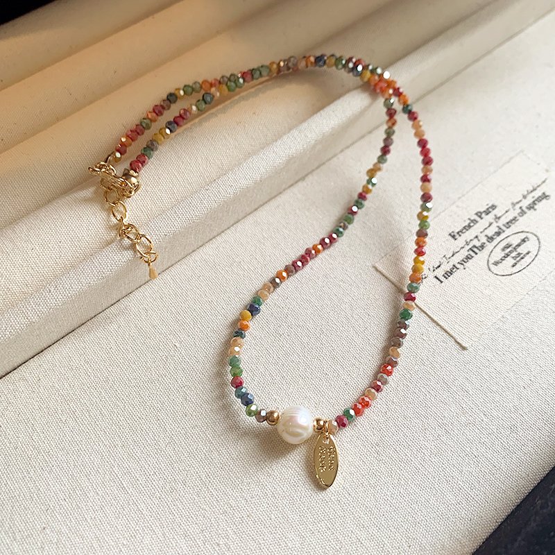 Dopamine colored bead necklace for women, light luxury, niche collarbone chain, 2024 new popular high-end necklace accessory