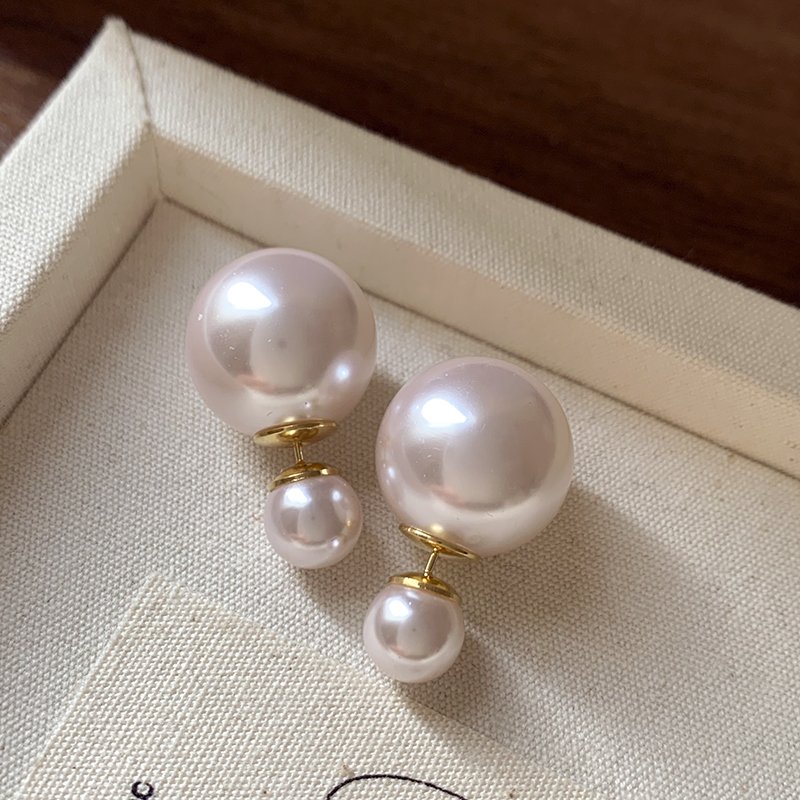 Double sided pearl earrings for women's light luxury unique temperament earrings 2024 new popular high-end ear accessories